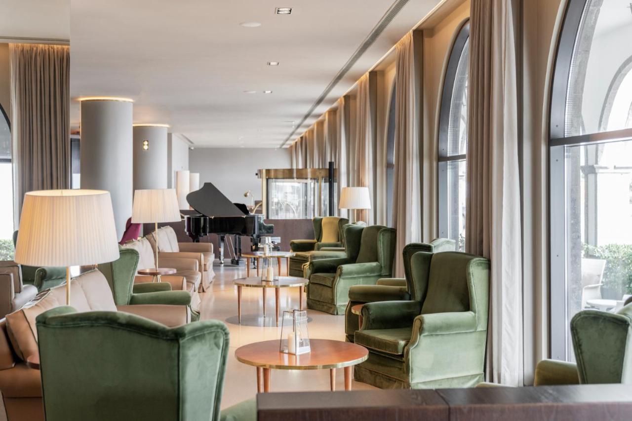 Grand Hotel Acores Atlantico Ponta Delgada  Exterior photo The lounge at the airport