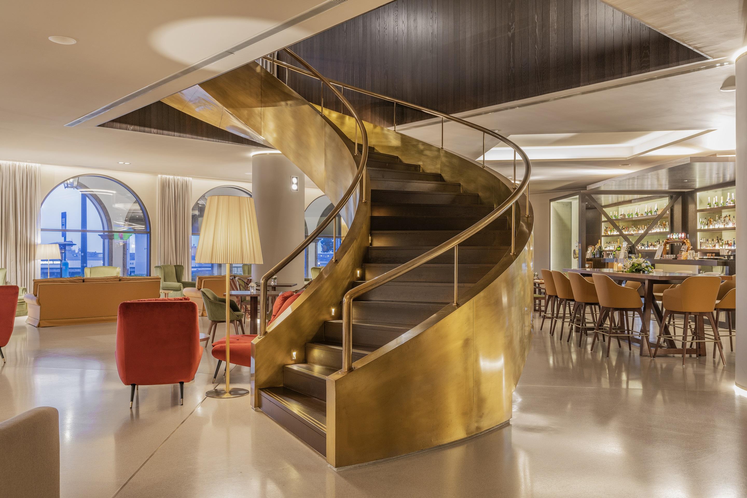Grand Hotel Acores Atlantico Ponta Delgada  Exterior photo The spiral staircase at the hotel